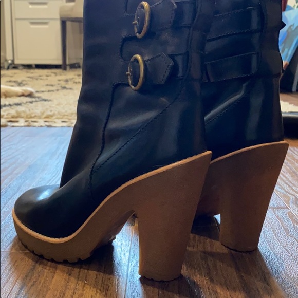 Marc Jacobs Shearling-lined Leather Winter Boots - Picture 2 of 4